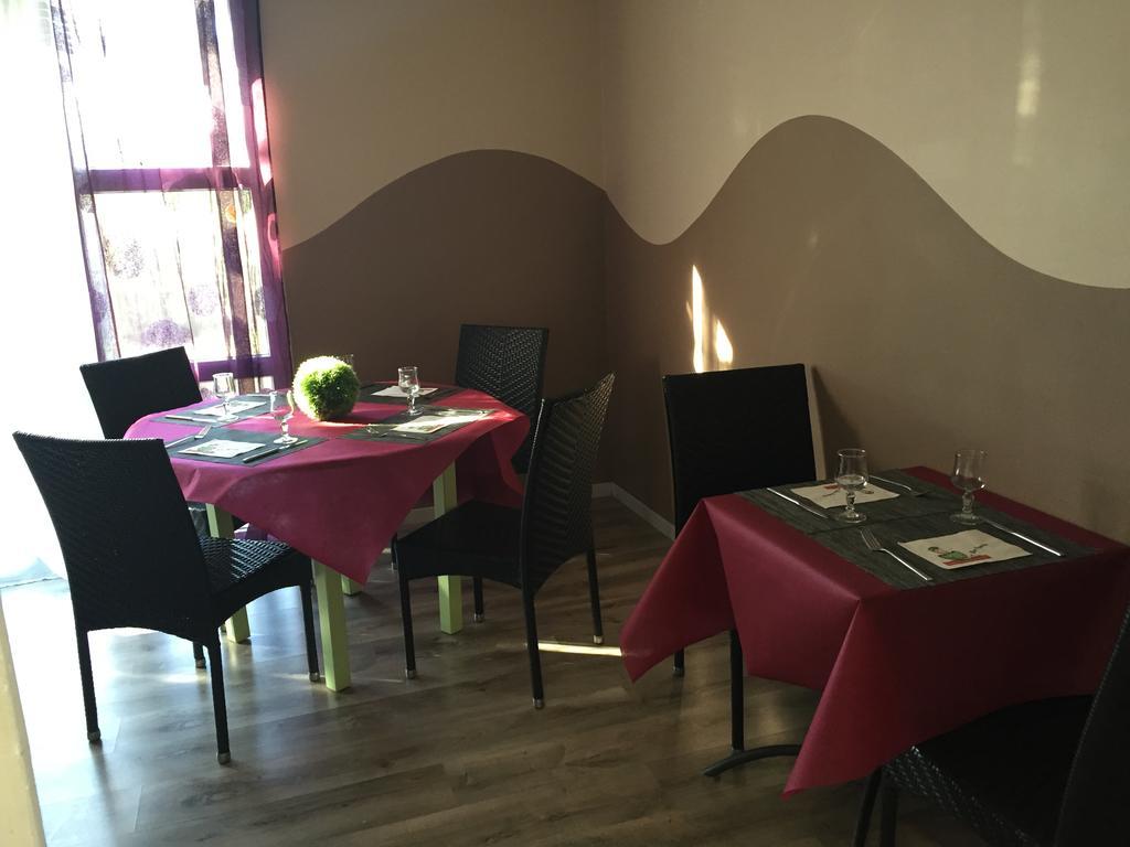Fasthotel Nimes Caissargues Exterior foto